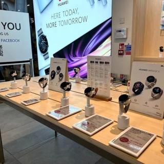 Série mince d'étiquettes intelligentes à encre électronique multilingue de 7,5 pouces